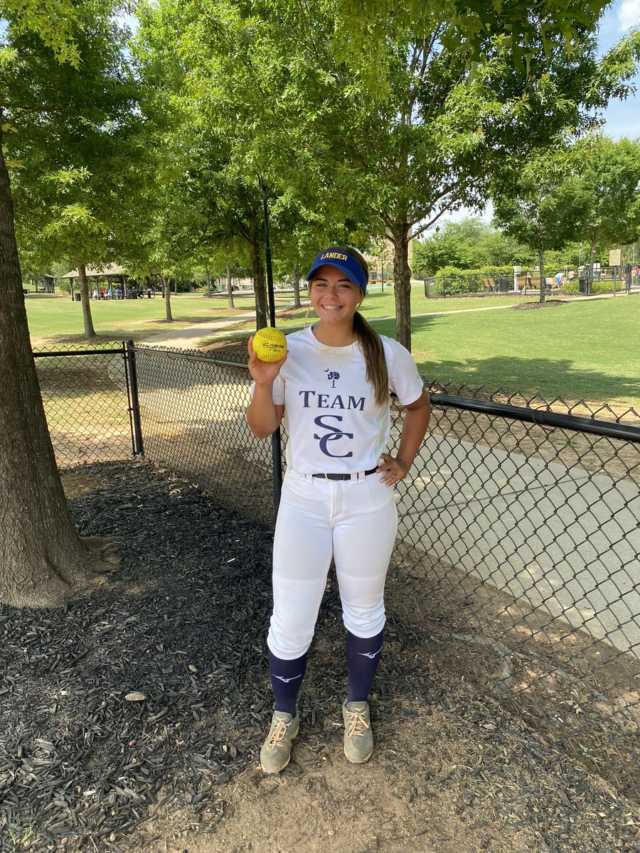 First tournament of the season- batted .462 with a 3 run shot for my first home run! We finished runner up to a great Mojo team. Good start to the season!! <a href="/PalmettoSoftba1/">Palmetto Softball</a> <a href="/LanderSoftball/">Lander Softball</a> #teamsc