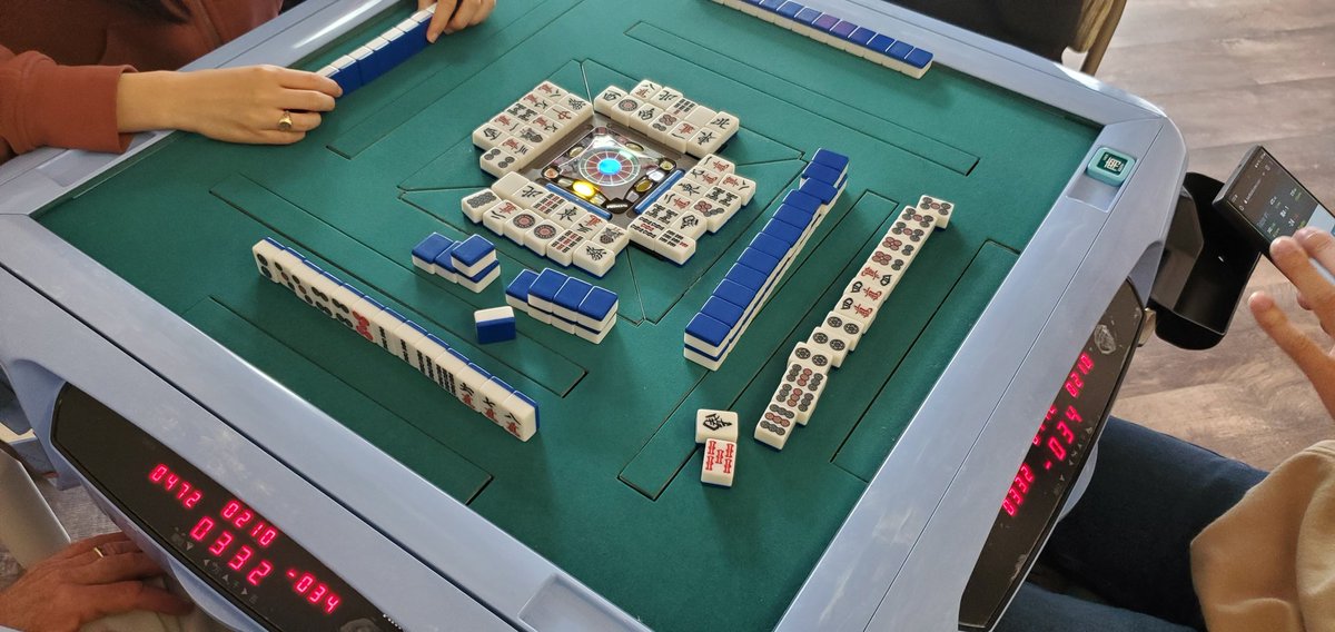 In last and need a yakuman? No worries <a href="/Flowingcloud1/">Flowingcloud</a> with suuankou!