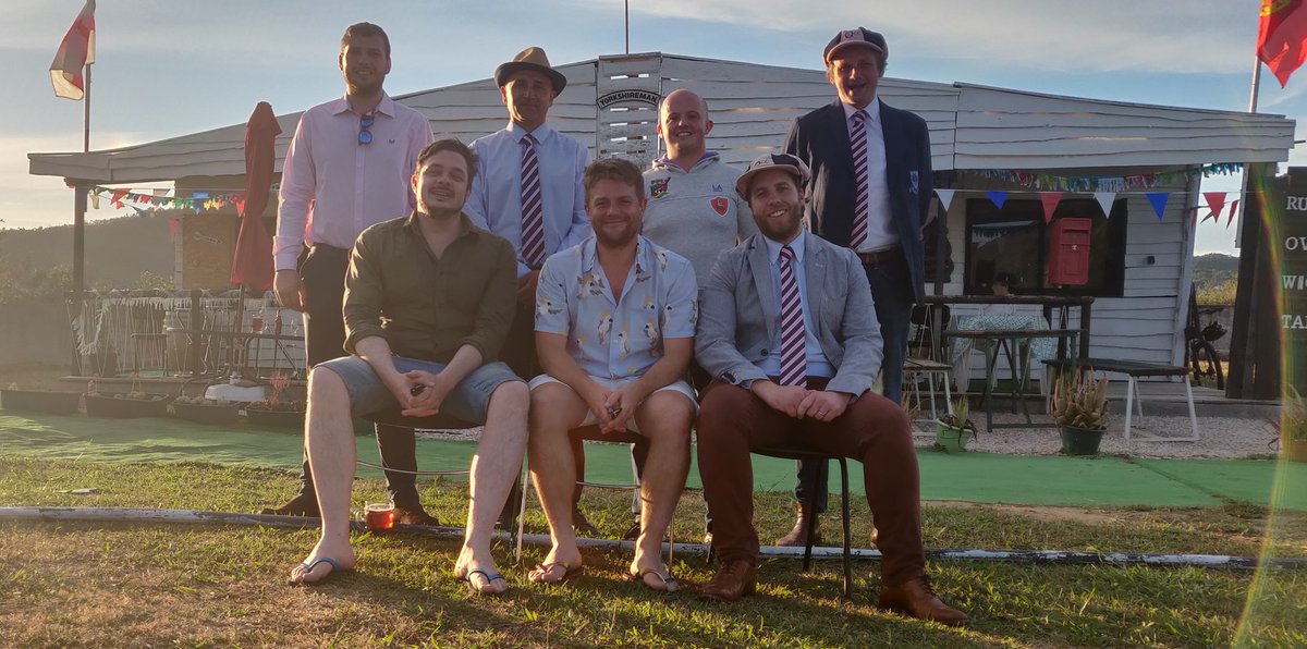 CoimbraKnights's tweet photo. The sun went down after another fun days cricket with @JQ_Cricket.Committed visitors who were great to host.#Portugal #Social https://t.co/QzVXjPlbxq