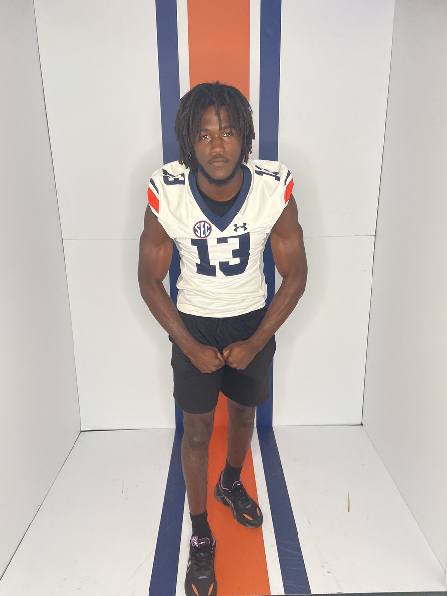 dregotfee's tweet photo. Greatful and blessed to be in this position RN‼️@JuniorRosegreen #rosegreenfactory #Blessed #Auburn #WarEagle https://t.co/YElcnJyanw