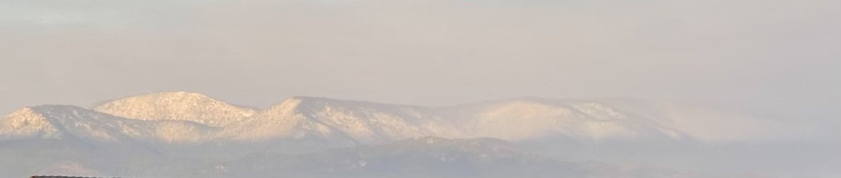 Went to bed in Gilmore. Woke up in Switzerland! The Brindabellas look glorious this morning. #CBR