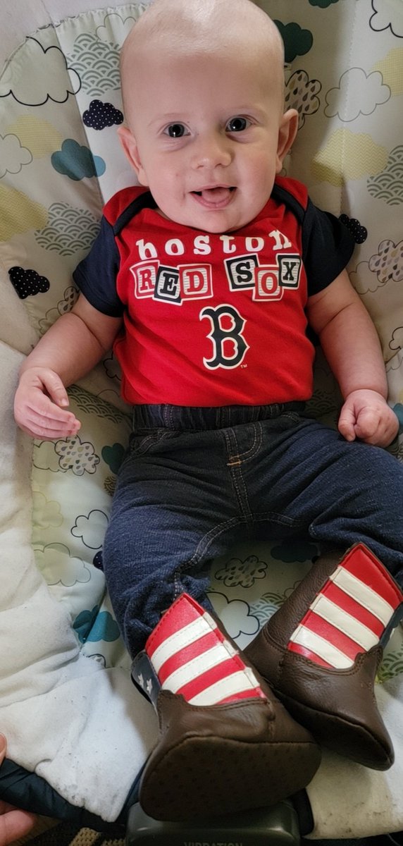 thejenilee's tweet photo. We love @RedSox game days! https://t.co/r7qdIgaYDh