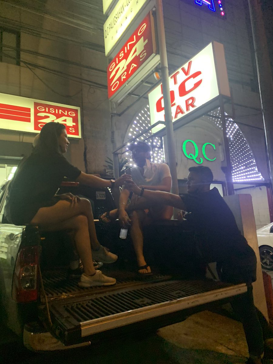 stephDGREAT's tweet photo. Bar hoping sa Mercury drug.
#GRACE https://t.co/PhqerTUN0S