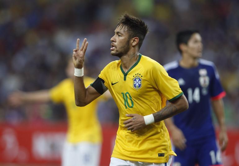 TeamNey10's tweet photo. الملك نيمار في عام 2014 لعب ضد اليابان وسجل حينها سوبر هاتريك ووصل للهدف رقم 40 مع المنتخب البرازيلي وبهدفه الرابع في شباك اليابان اصبح خامس هداف بتاريخ البرازيل 😍 https://t.co/4nYxQoAoqt
