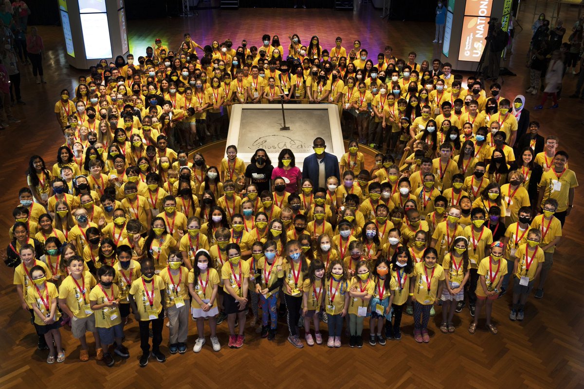 JayFlores2032's tweet photo. The first LIVE performance of “It’s Not Magic, It’s Science!” was a success!! Thank you @Ford #STEM for the opportunity to inspire and celebrate the incredible young innovators at @inventitforward US Nationals! 

#inventionconvention #inventthechange https://t.co/Ly2gPMEDiz