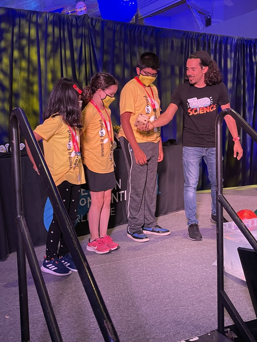 JayFlores2032's tweet photo. The first LIVE performance of “It’s Not Magic, It’s Science!” was a success!! Thank you @Ford #STEM for the opportunity to inspire and celebrate the incredible young innovators at @inventitforward US Nationals! 

#inventionconvention #inventthechange https://t.co/Ly2gPMEDiz