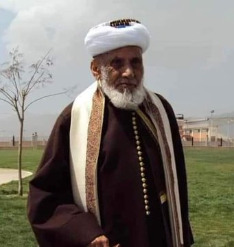 dosry_naif11's tweet image. هل تعرف من هذا الرجل ؟
مفتي الديار اليمنية كبير علماء الامة العربية والاسلامية وقاضيها رحمة الله
كم محب لهذه الهامة والقامة اليمانية