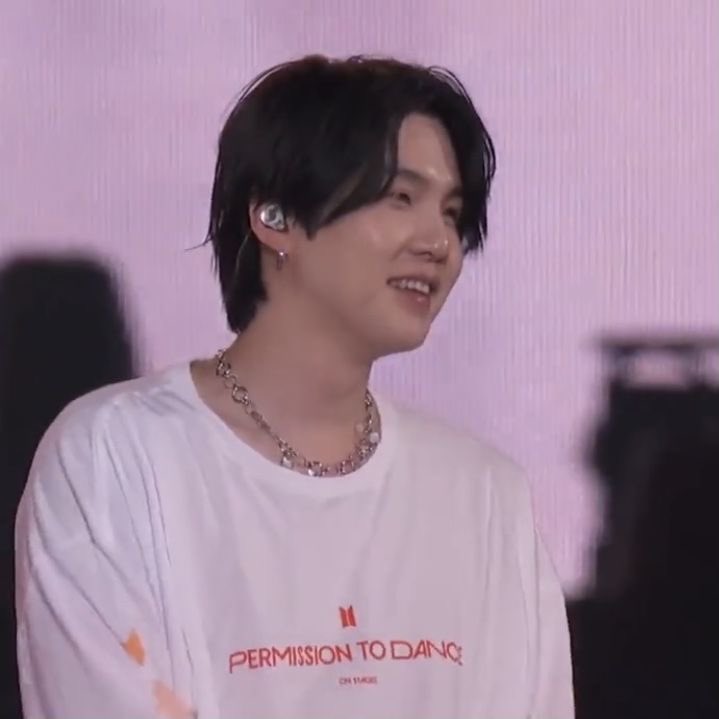 hourIysuga's tweet photo. ✩ #SUGA #방탄소년단슈가 #슈가 https://t.co/7wK90XhTzw