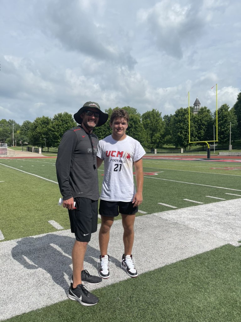 Had an amazing time today at UCM! Thanks to @JoshLamberson for putting a great camp and thanks to @Coach_BMitch for being a great coach and making me a better running back! Also thanks to @Coach_DChambers for inviting me! @UCMFootballTeam