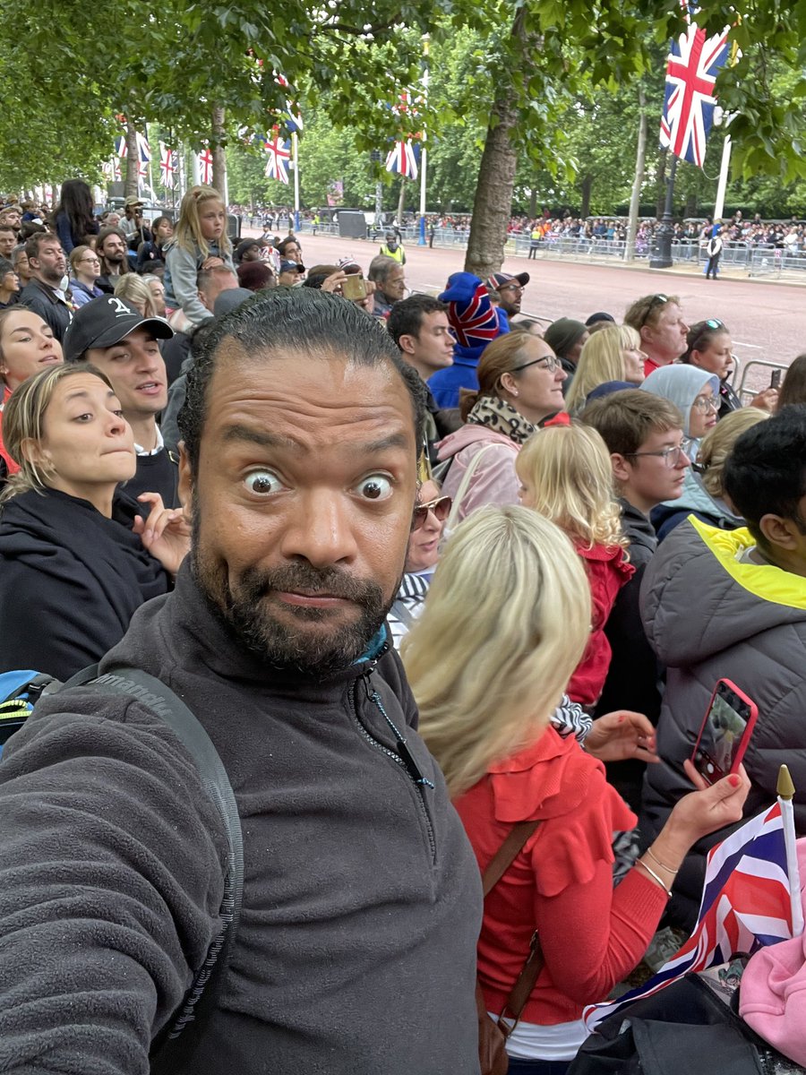 jamesjayrl's tweet image. #queensplatinumjubilee #QueensPlatinumJubilee2022 #queensjubileeconcert