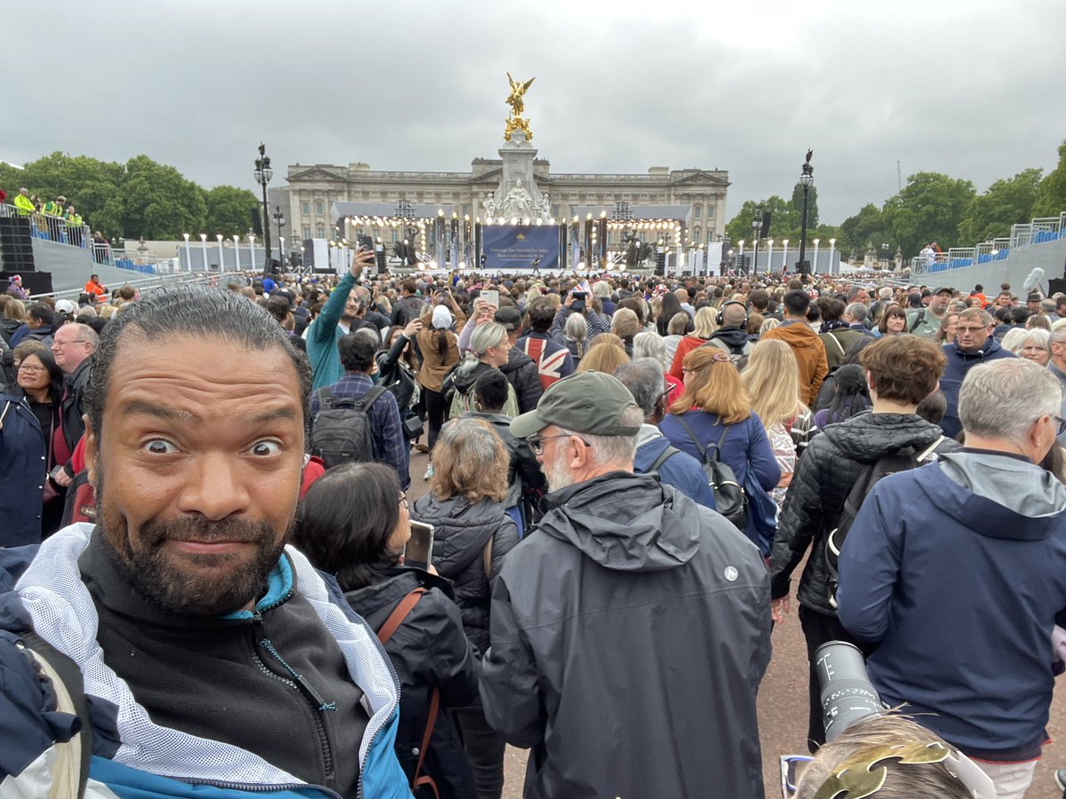 jamesjayrl's tweet image. #queensplatinumjubilee #QueensPlatinumJubilee2022 #queensjubileeconcert