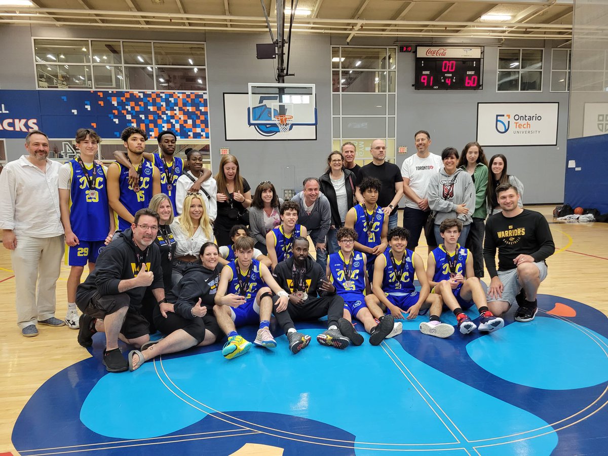CoachZiobrowski's tweet photo. WARRIORS FAMILY💙💛 Our U19s captured the Silver Medal at the Ontario Cup🏆 Watching many of these boys develop since grade six and now moving onto University/College. It truly takes a village to raise a child. END OF AN ERA🚨#JCCMaccabiWarriors
#BuildingCommunityOneGameAtaTime https://t.co/mhGgRmbrhO