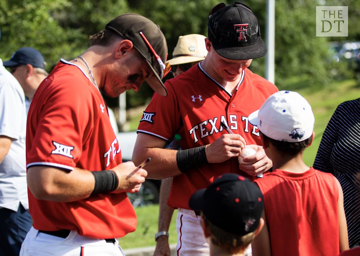 DT Multimedia tweet media