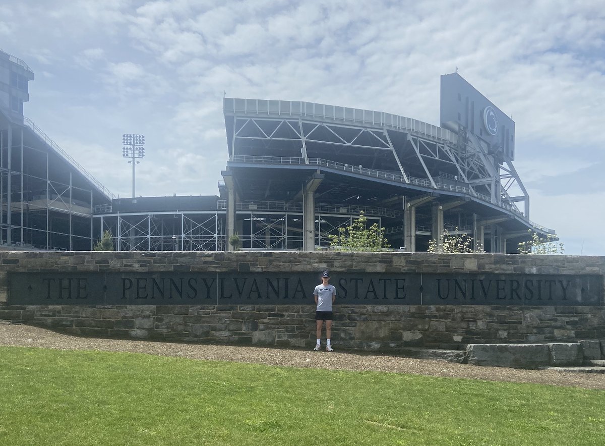 MichaelCalton1's tweet photo. Had a great time competing at Penn State today. Won the field goal competition and charted really well overall. Special thanks to the amazing coaches @coachjfranklin @CoachCollins46 @CoachCBW I had a great experience. @DominickLepore1 @njpuntingcoach @MikeCaggKicking @EddieMish22 https://t.co/rZU5QRVqqp