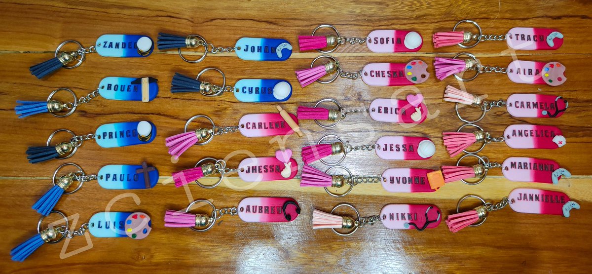 zciensart's tweet image. Name Keychains
.
.
Sa mga gusto din po magpaggawa, message lang po kayo 🥰
.
.
.
.
.
#zciensart 
#namekeychain #handmade #clayart #giftideas #zcienshop