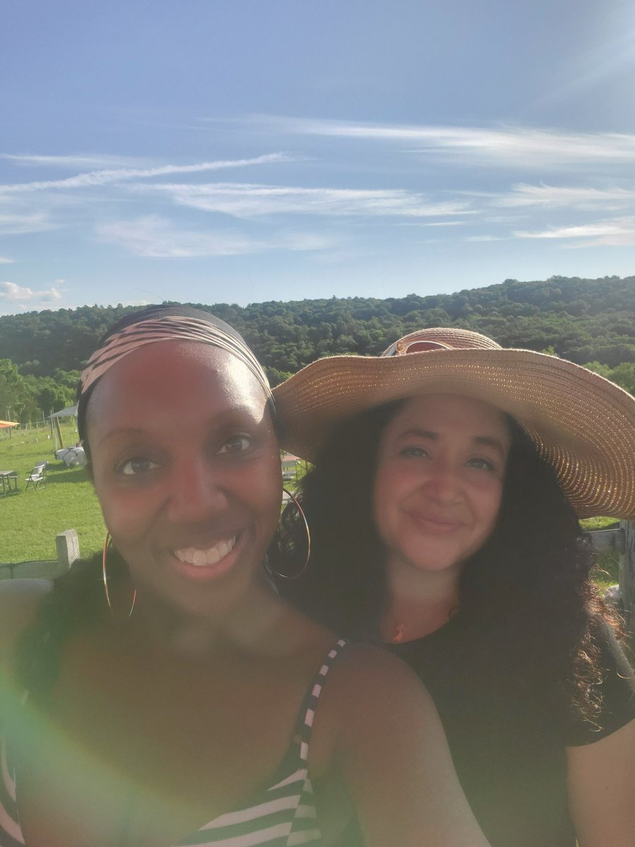 Soooo glad that my mommy got to spend time my auntie <a href="/Nelba_MG/">Nelba Márquez-Greene, LMFT 💜</a> they are the best and so pretty!!!!!