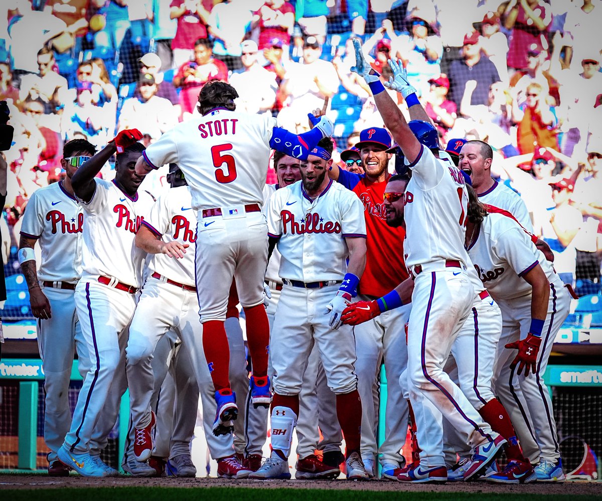 Phillies tweet picture