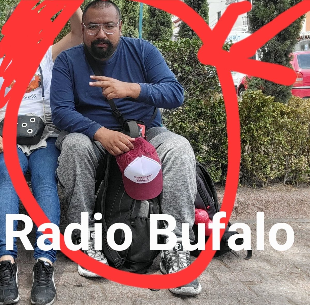 elitvoficial's tweet photo. En #aguscalientes intentaron levantar a  #RadioBufalo @minusplusver lo golpearon y le quitaron su celular a  Hank lo levantaron y hasta ahora esta desaperecido! Se pide ayuda #URGENTE |  

¡Urgente acción @FGRMexico, @PDesplazadosMX, @GN_MEXICO_! https://t.co/ZVBYfWvlGV https://t.co/0YJuwmqg1X