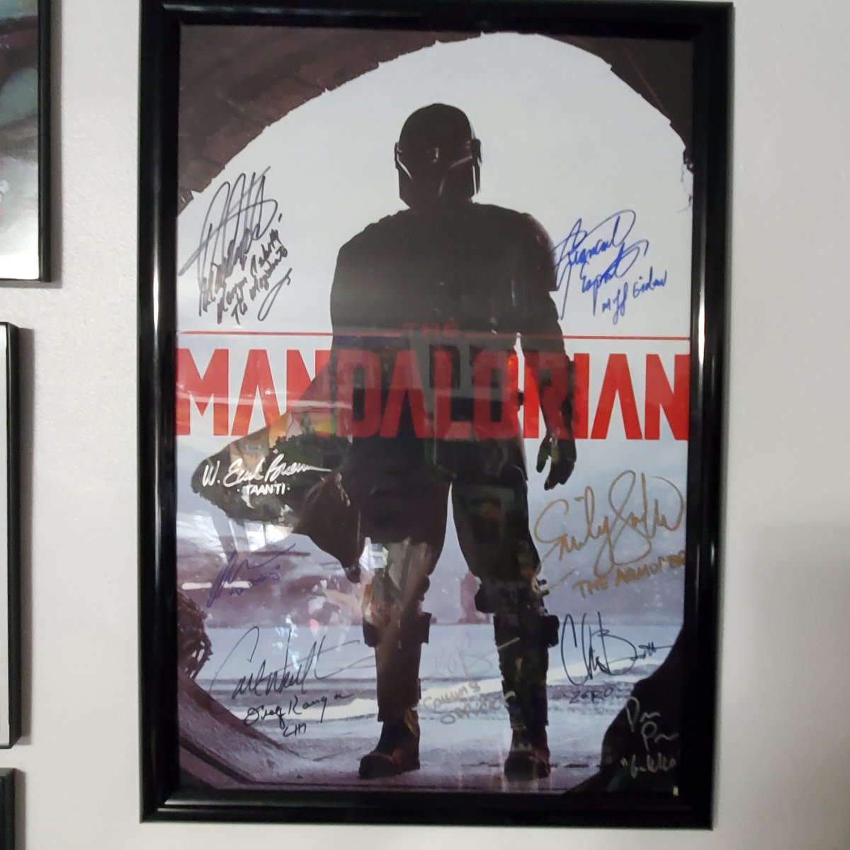 My autographed The Mandalorian poster is growing. So far this poster has been signed by. @TheRealDLI @gekkothehunter @WEarlBrown @AbtahiOmid @bigEswallz @TheCarlWeathers @chrisfbartlett @thekatyo @quiethandfilms 

#starwars #themandalorian