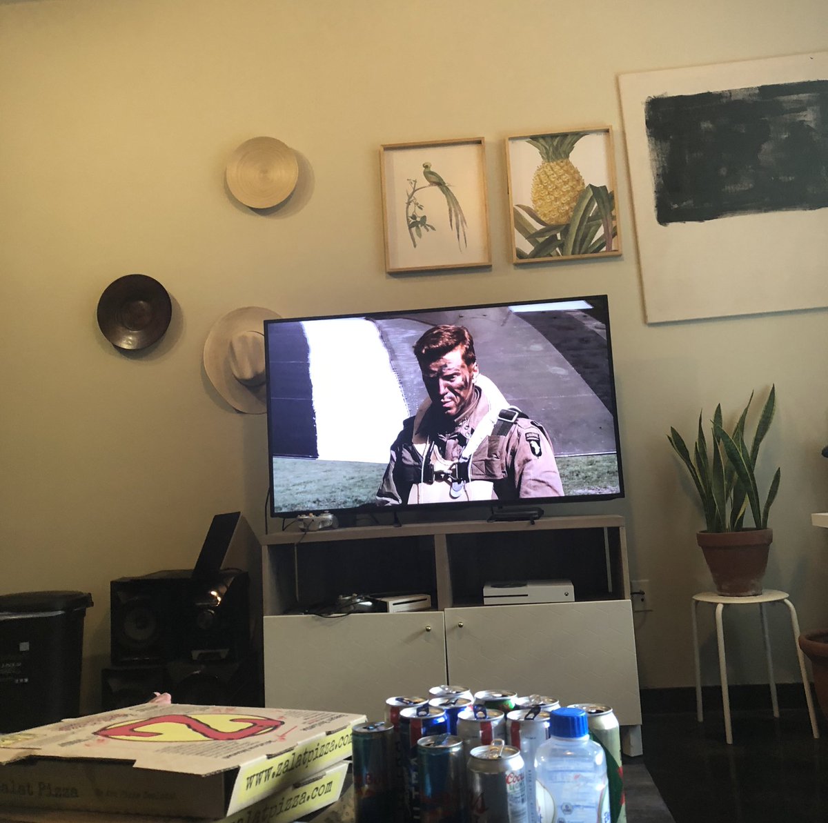 <a href="/barstoolWSD/">whitesoxdave</a> only way to spend D-Day Anniversary