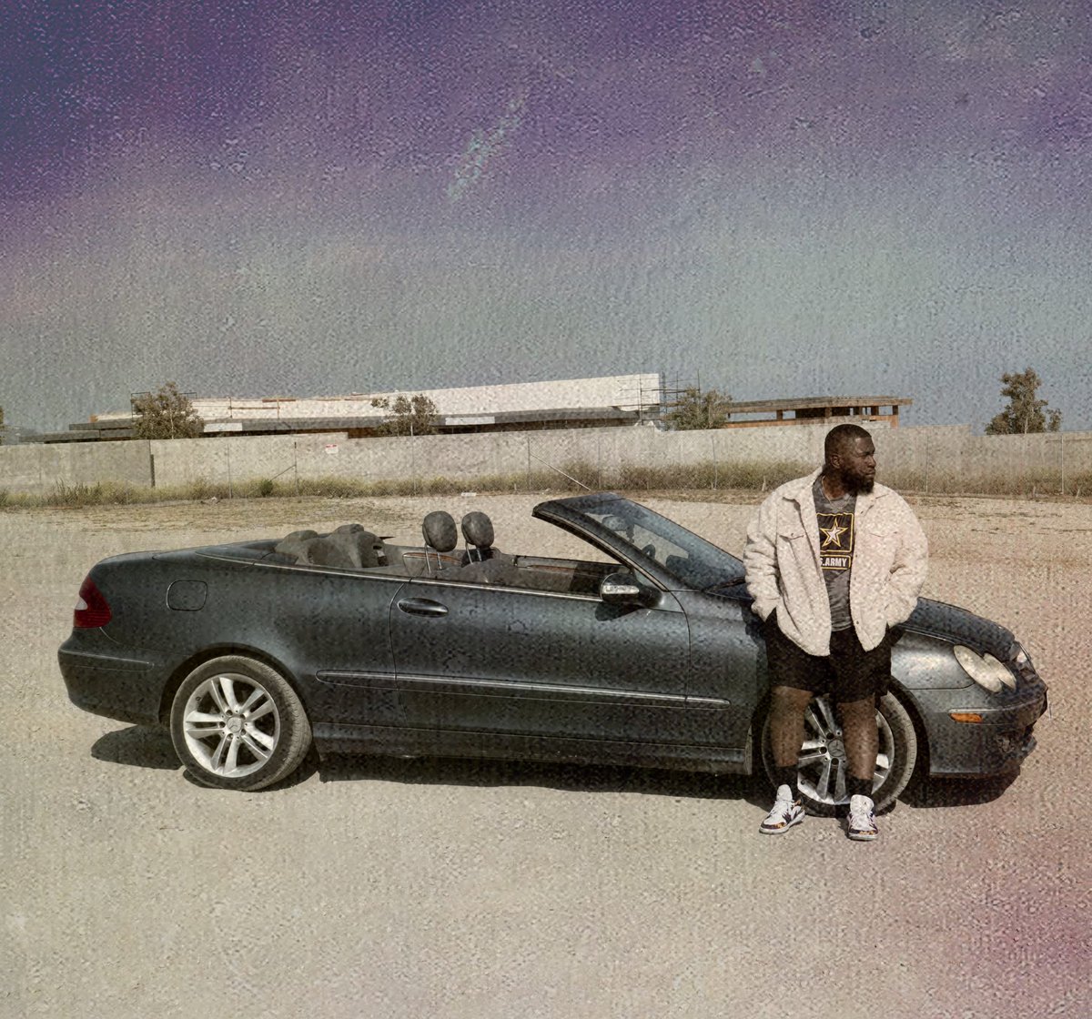 TheMarkusAndre's tweet photo. Did a practice album cover shoot let me know what y’all think 🤞🏾🖤 https://t.co/IywnKXfyzE