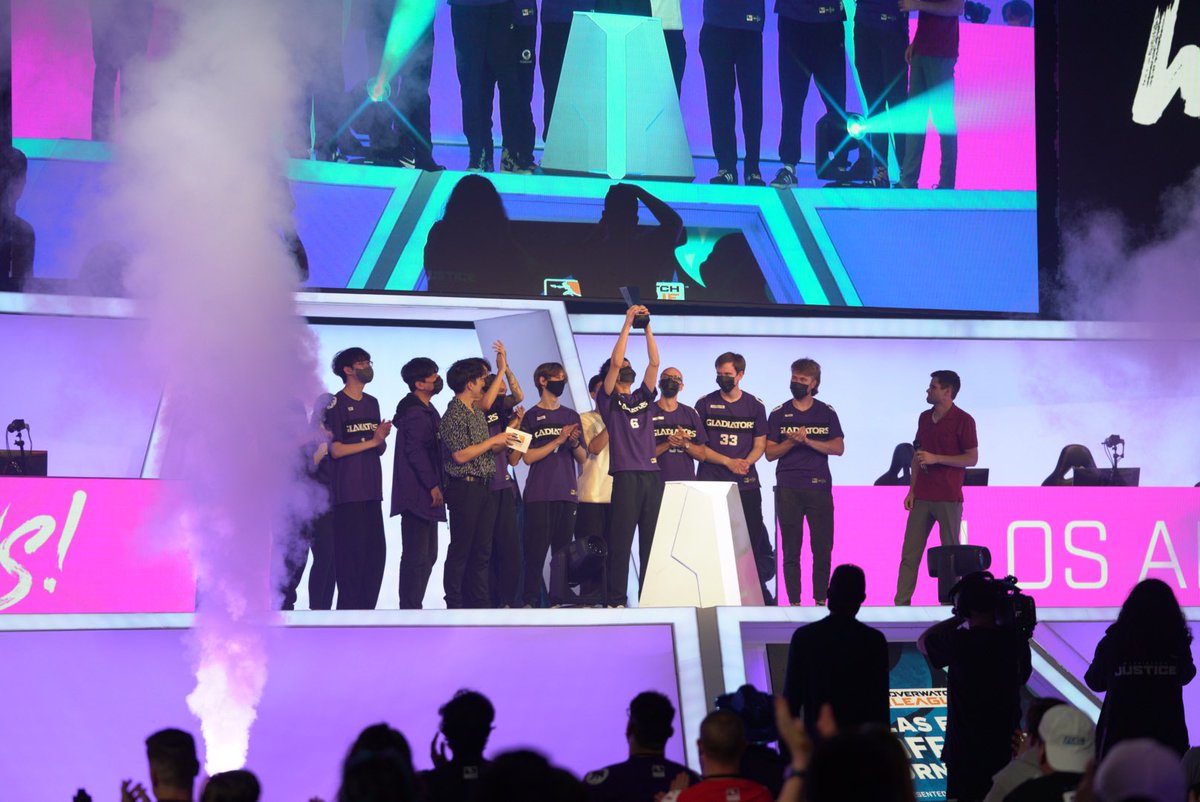 Pogscar's tweet photo. Congrats to the @LAGladiators for winning #KickoffClash 👏🏼👏🏼 https://t.co/Lk2YbfBKrb