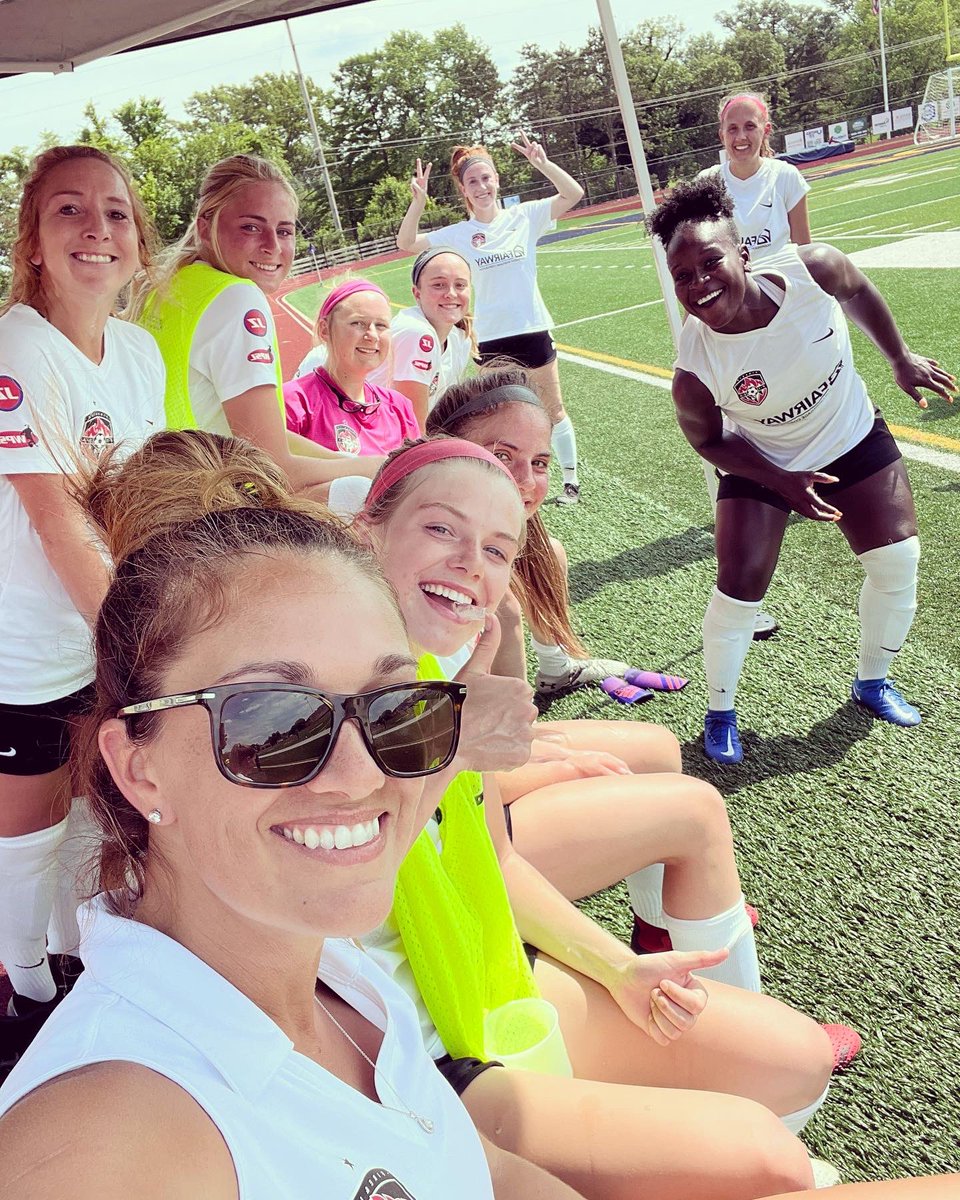 It was time for a <a href="/WPSL/">Women’s Premier Soccer League</a> Water Break Selfie!! 💦