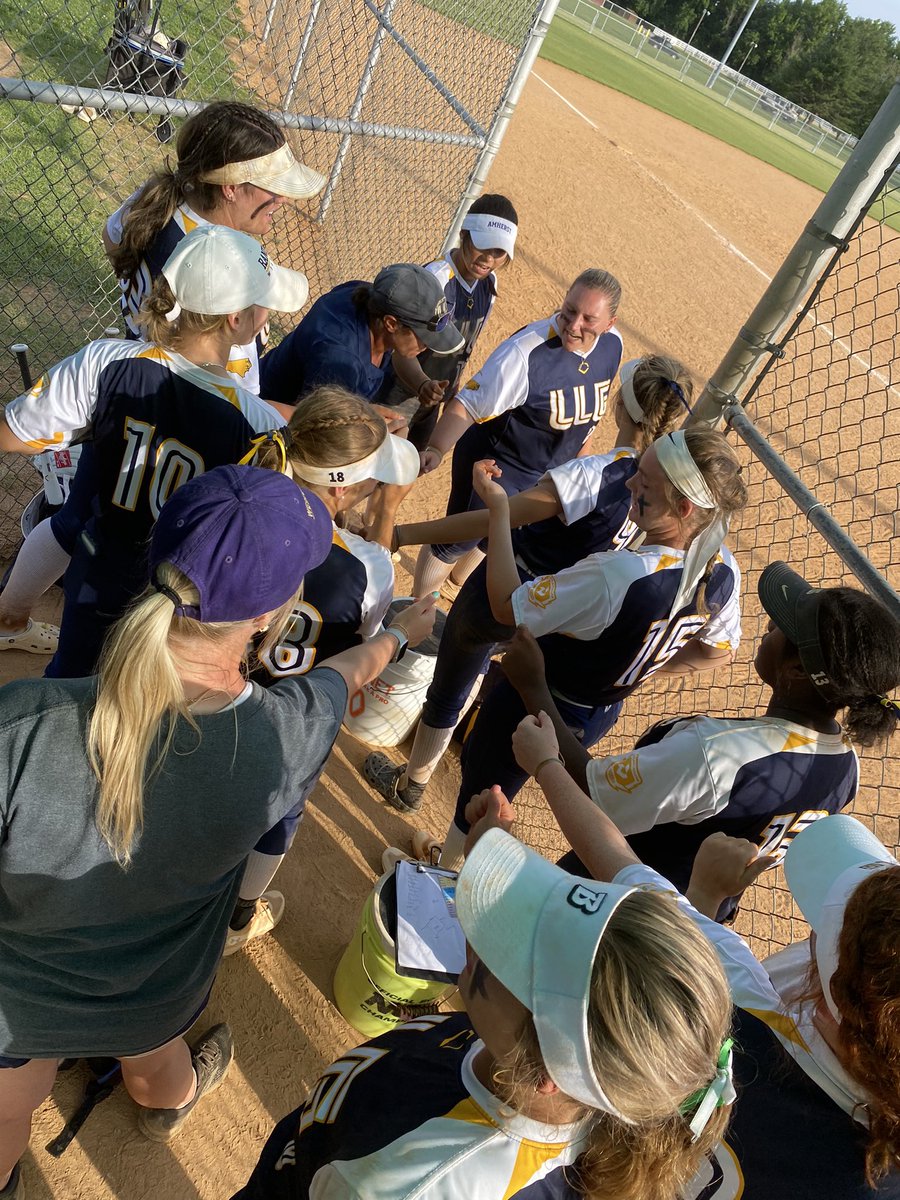 We finished the weekend 5-1, taking 2nd place in the ACFL Summer Starter. Our bats were on 🔥as we scored 58 runs while allowing 12. And congratulations to <a href="/Courtneym_2004/">Courtney Maddox</a> with her championship game 💣.  <a href="/StarzGold/">StarzGold</a>  ⚡️#getstruck