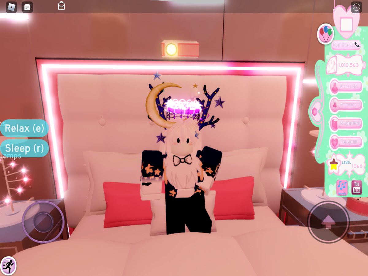 SxqarTrading's tweet photo. Trading 1M+ diamonds for Christmas/Winter, Valentines, and Halloween accessories on RH! (Royale High) Name your price and I’ll consider! ✨^^

#royalehightrades #royalehightrading #RoyaleHighHalo #royalehightradings #royalehighselling #royalehighhalos #rhtrades #rhoffers https://t.co/B6Da9vwMIo