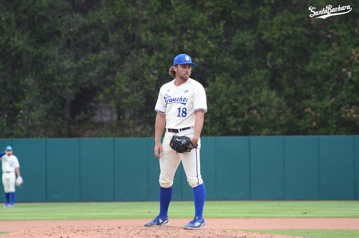 UCSB_Baseball's tweet photo. Hall tosses a scoreless inning to give the Chos one last opportunity to come back. 

T9 | Cardinal 8 - Gauchos 4
#GoChos https://t.co/NBbm6SOQG5