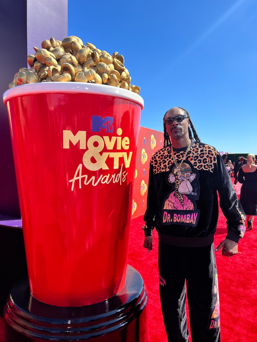 Snoop Dogg tweet media