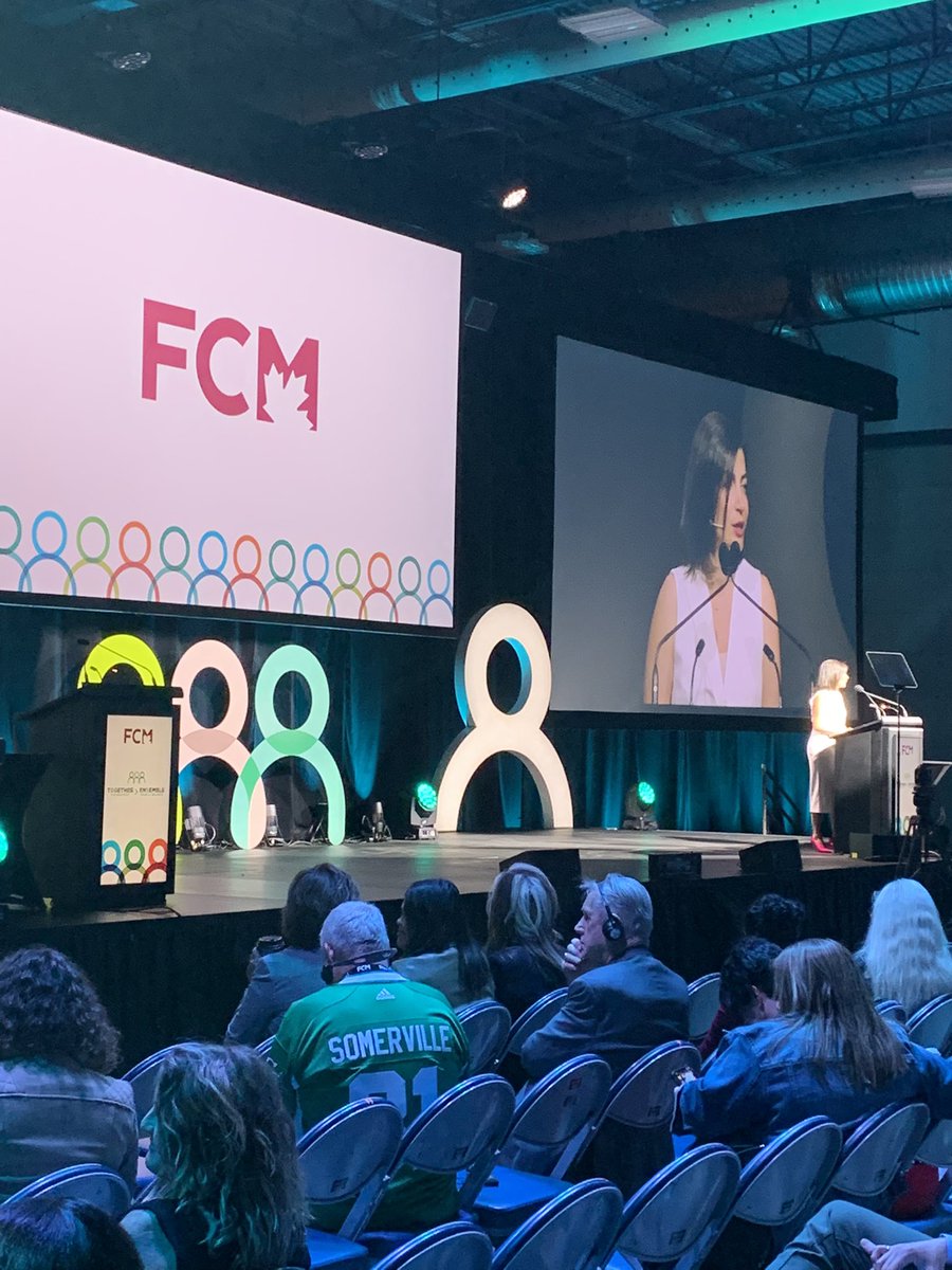 Hartsar's tweet photo. So proud of my incredible boss @carolesaab on her first “live” @FCM_online Annual Conference since becoming CEO 2 years ago. And in awe of our powerhouse past and new Presidents @TaneenRudyk and @mayorjoannevdh for leading with such grace. #FCM2022AC was one for the books! 🙌❤️ https://t.co/3jQrChAsmY