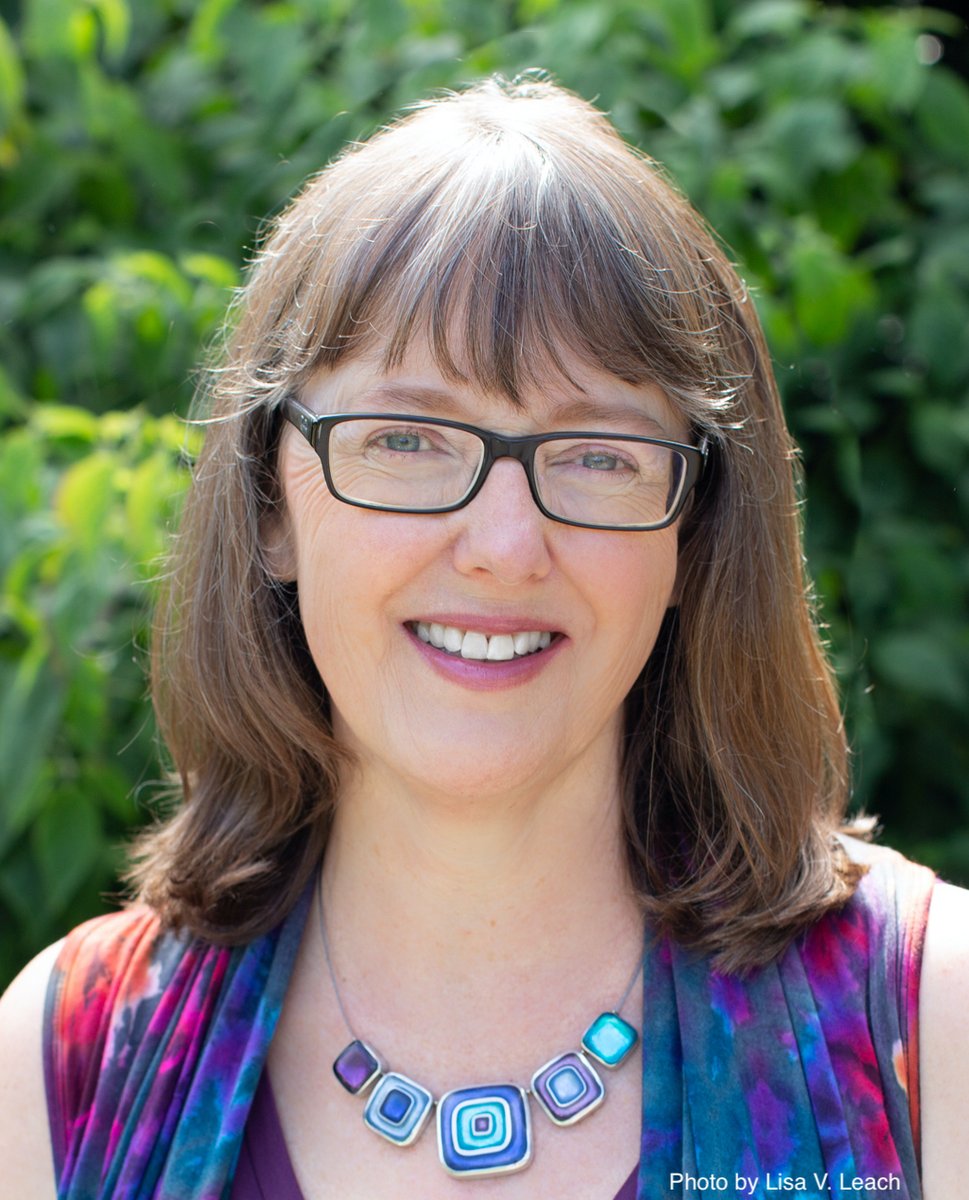 MariaMarshall_'s tweet photo. I never realized before how much I rely on the luxury of clear, open mental space in order to dream, to play, to create. @underwoodwriter
https://t.co/pR67raTj0L #DialBooks @penguinrandom #interview #kidlit https://t.co/AWoJH7IBid