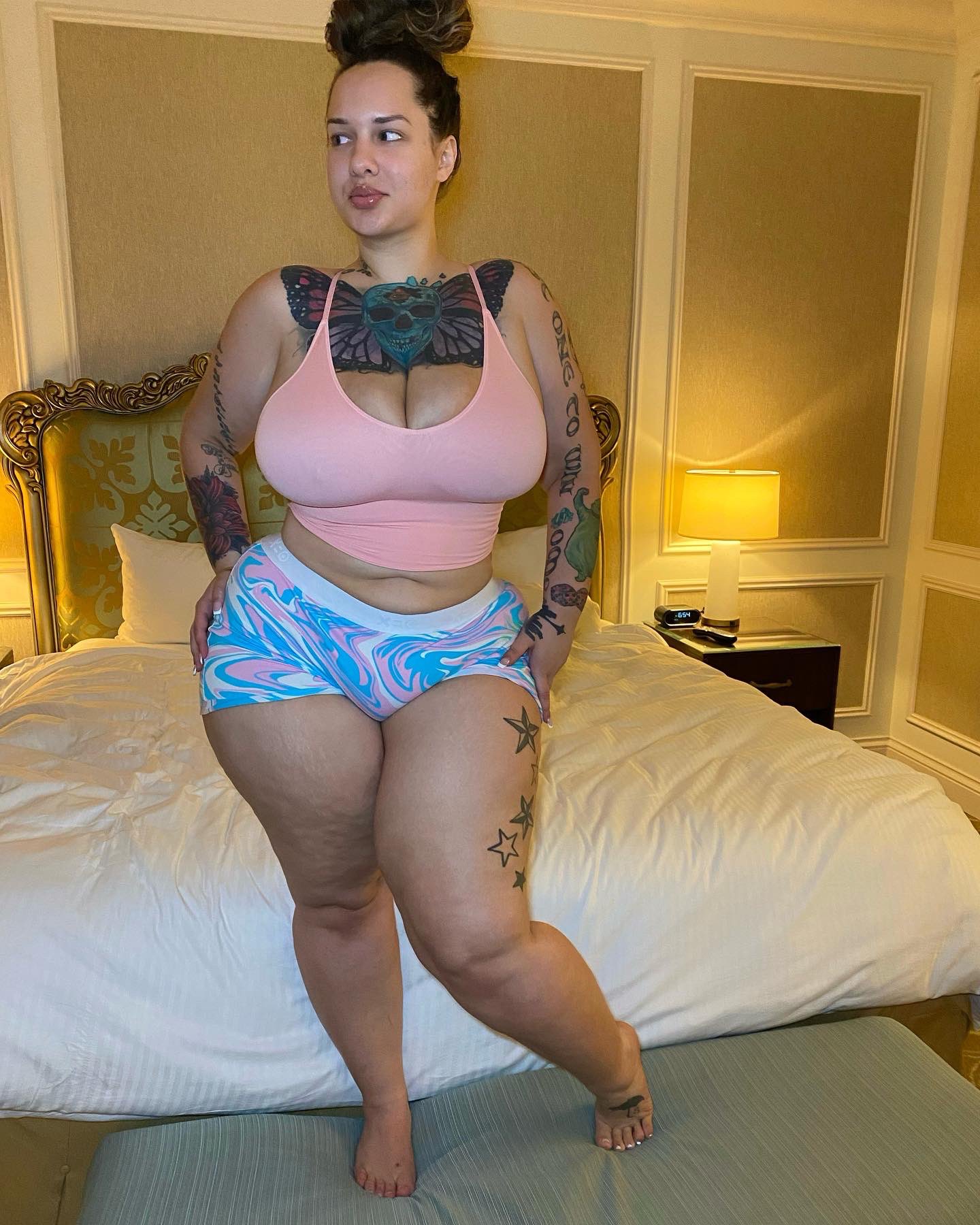 TW Pornstars - Shainarae Loveliest. Twitter. Hope everyone had an amazing  morning today ❤️. 11:49 PM - 5 Jun 2022