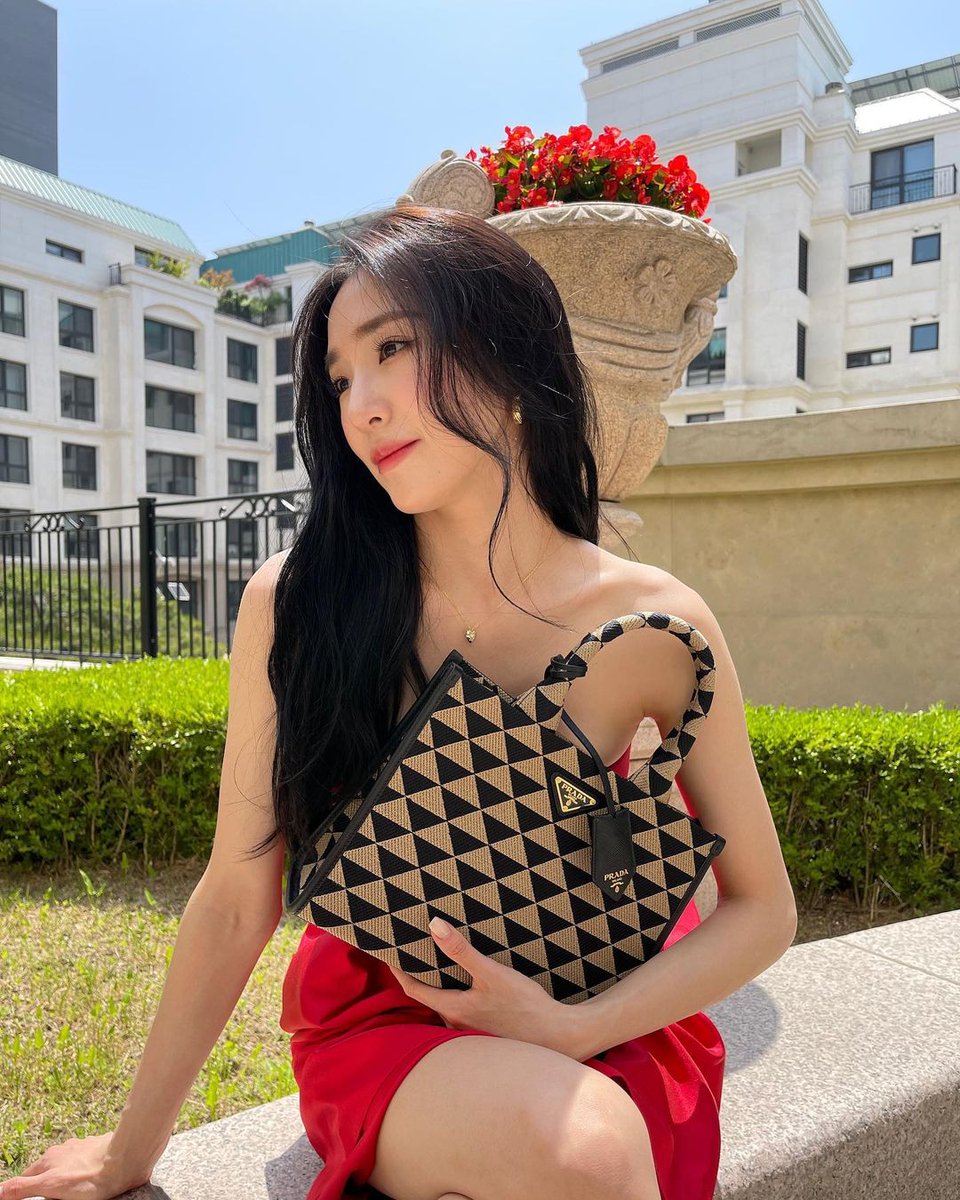 Every time I see you, my day gets 10x better.

Have a great monday my dear❤️