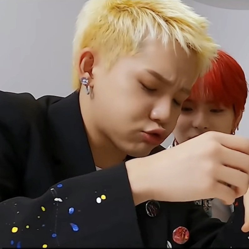 우디 tweet media