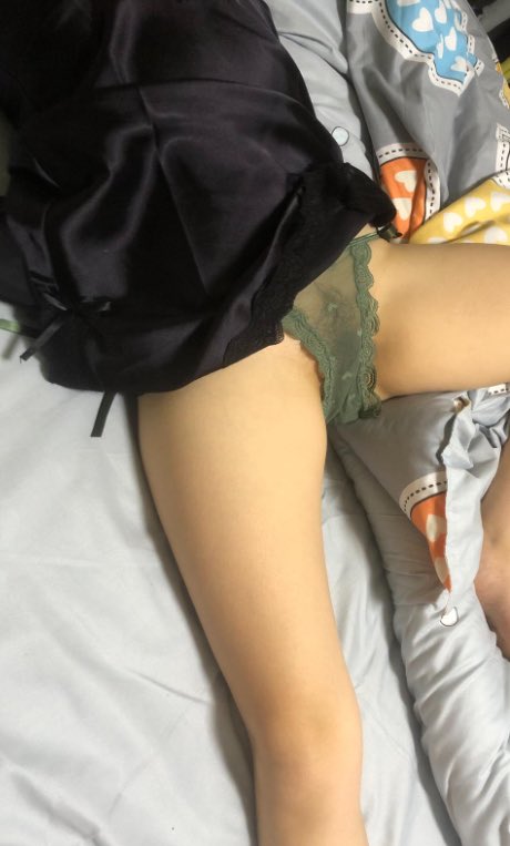 q2012138017's tweet photo. 整理一下电脑又倒腾了点存货 #偷拍 #母子 #妈妈 #乱伦 https://t.co/YsJADSlNpN