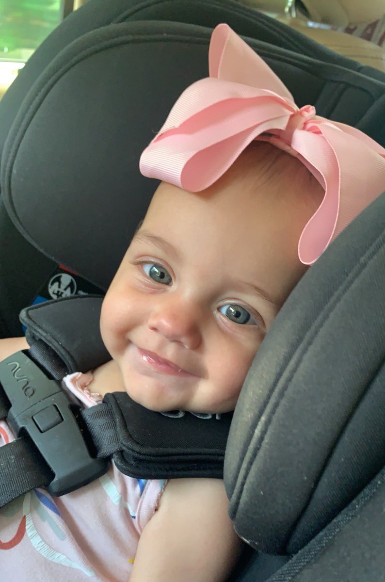 jennabainee's tweet photo. There's something so therapeutic about being someone's everything and them being yours. I just love that smile 💖 https://t.co/TMsu76YVLU
