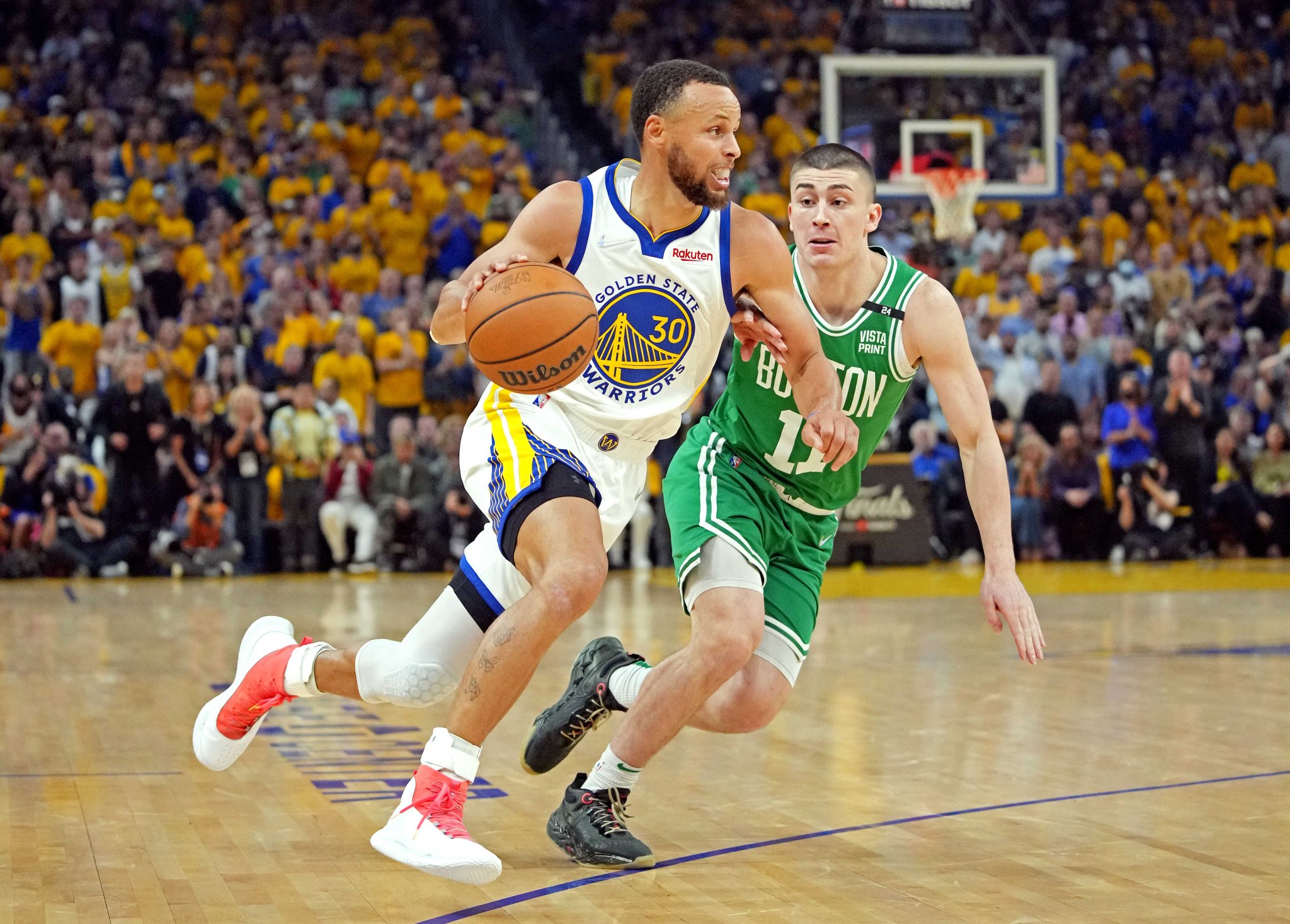 Covers on Twitter "🚨HALFTIME LINES🚨 Golden State Warriors (4.5) Live