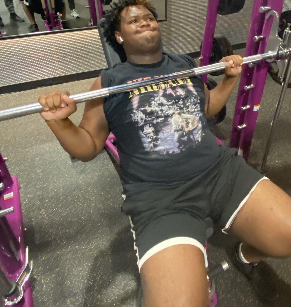 tankmandeuce's tweet photo. God First , Gym Second 🥇 #revengetour  @CoachDixon_63 @_JulianAllen @Coach_McCoy7 https://t.co/EWYgda5hKQ