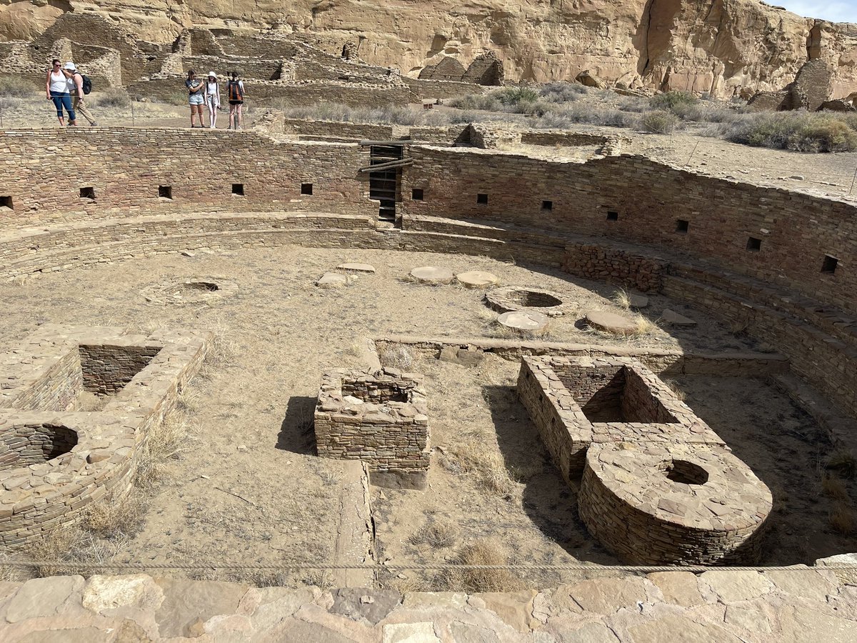 ktbaustian's tweet photo. Finally made it to Chaco Canyon with my #swarch class! They loved it! https://t.co/aqugvWYIg2