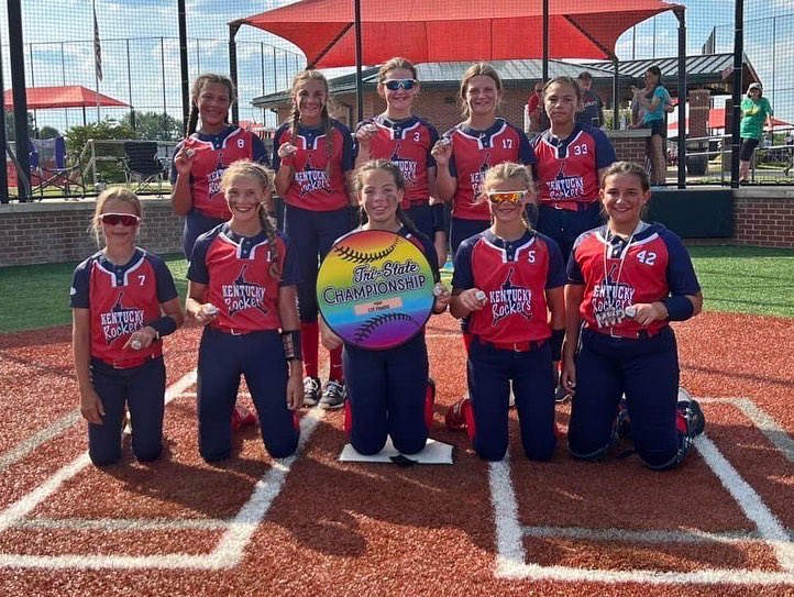 NathanMyrick8's tweet photo. Girls battled all weekend coming up short in the USSSA Tri-State Championship. Got the 1 seed and had to play 3 games back to back 🙄 lol. 6-1 on the weekend and we went on a 19-2 run over the last few tournaments. Not too bad for a bunch of 11/12 yr olds! https://t.co/D5WTKRr74Z