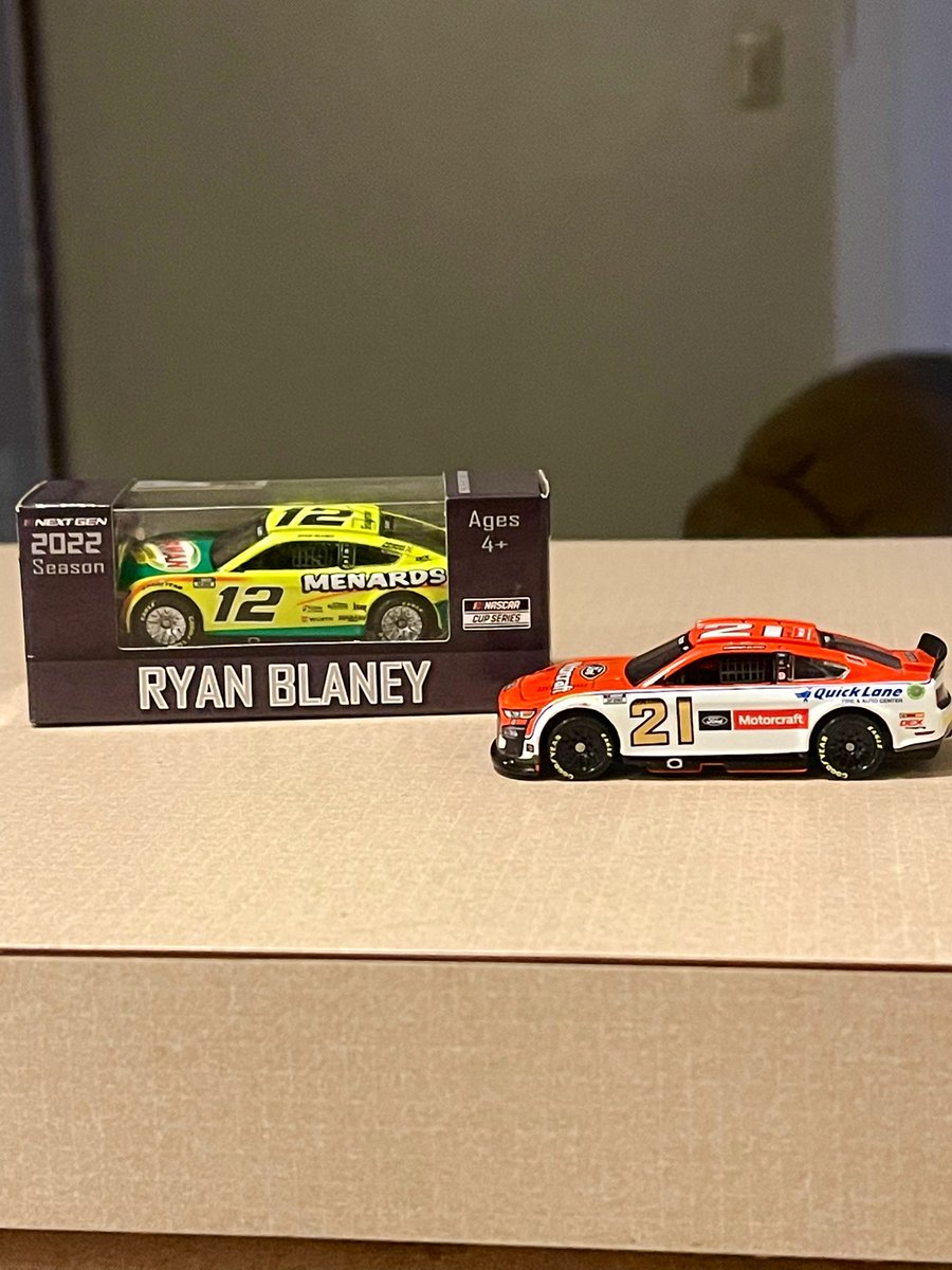 Very cool. <a href="/WWTRaceway/">WWT Raceway</a> had these gems had to pick some up lol #NASCAR #wwtraceway #EnjoyIllinois300