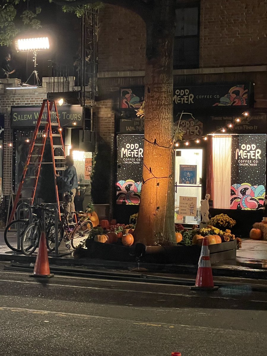 chrizthomson's tweet photo. @olv ��34th in Astoria. #hopo2 https://t.co/eHETCcGf74