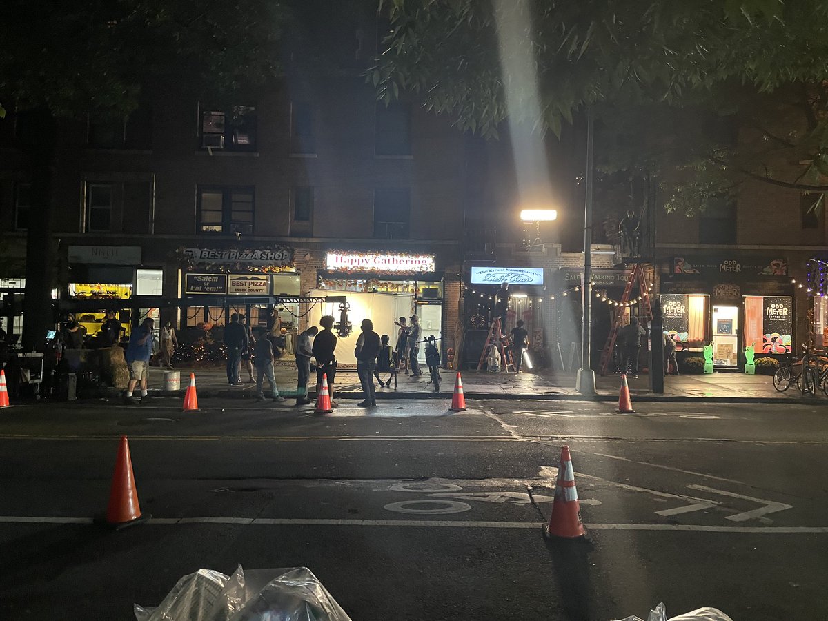 chrizthomson's tweet photo. @olv ��34th in Astoria. #hopo2 https://t.co/eHETCcGf74