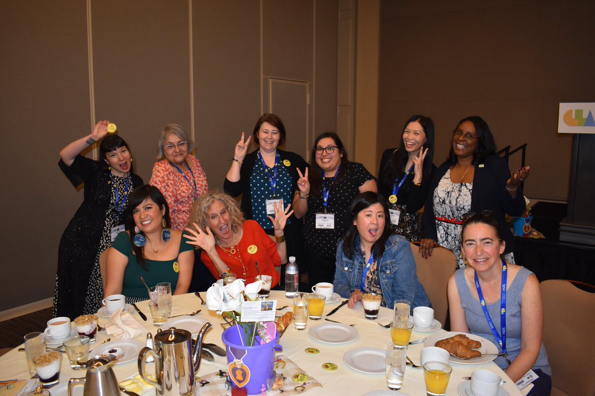 DJZibaZ's tweet image. Awesome time at the Beatty/CYRM celebration yesterday at #CLA2022Conference! Thank you for these photos AnnMarie! Thank you for making the cool buttons of the #BeattyAward Catherine! Thank you #CLABeattyAward members for picking @GayleForman (Children’s Literature Award)