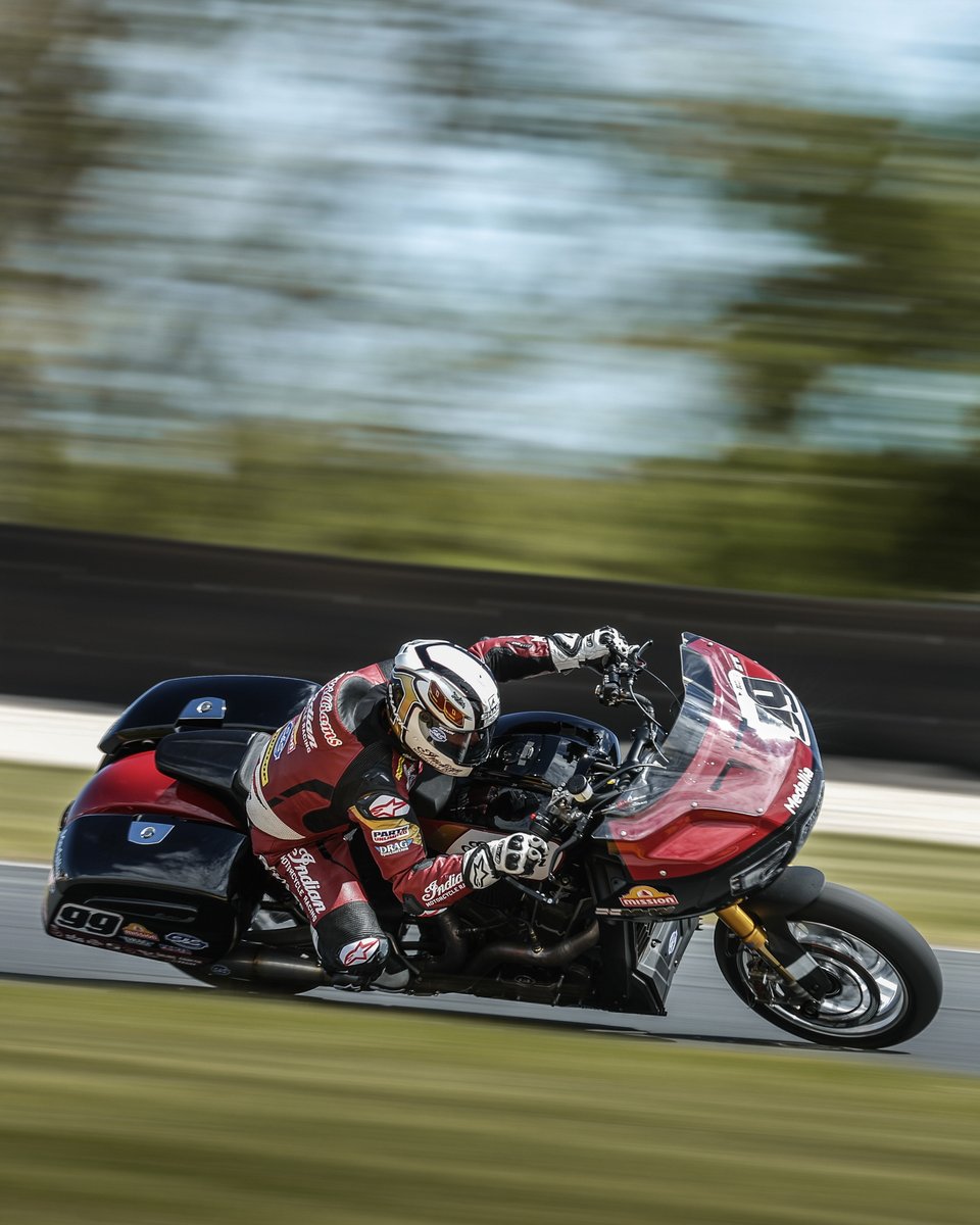 .@McWill99 secures a P3 podium finish at the Road America #KingOfTheBaggers for the @MissionFoodsUS @SSCycle #IndianChallenger team. We'll see you all again real soon for the next round from the iconic Laguna Seca, July 8-10. #indianmotorcycle #indianmotorcycleracing @Medallia