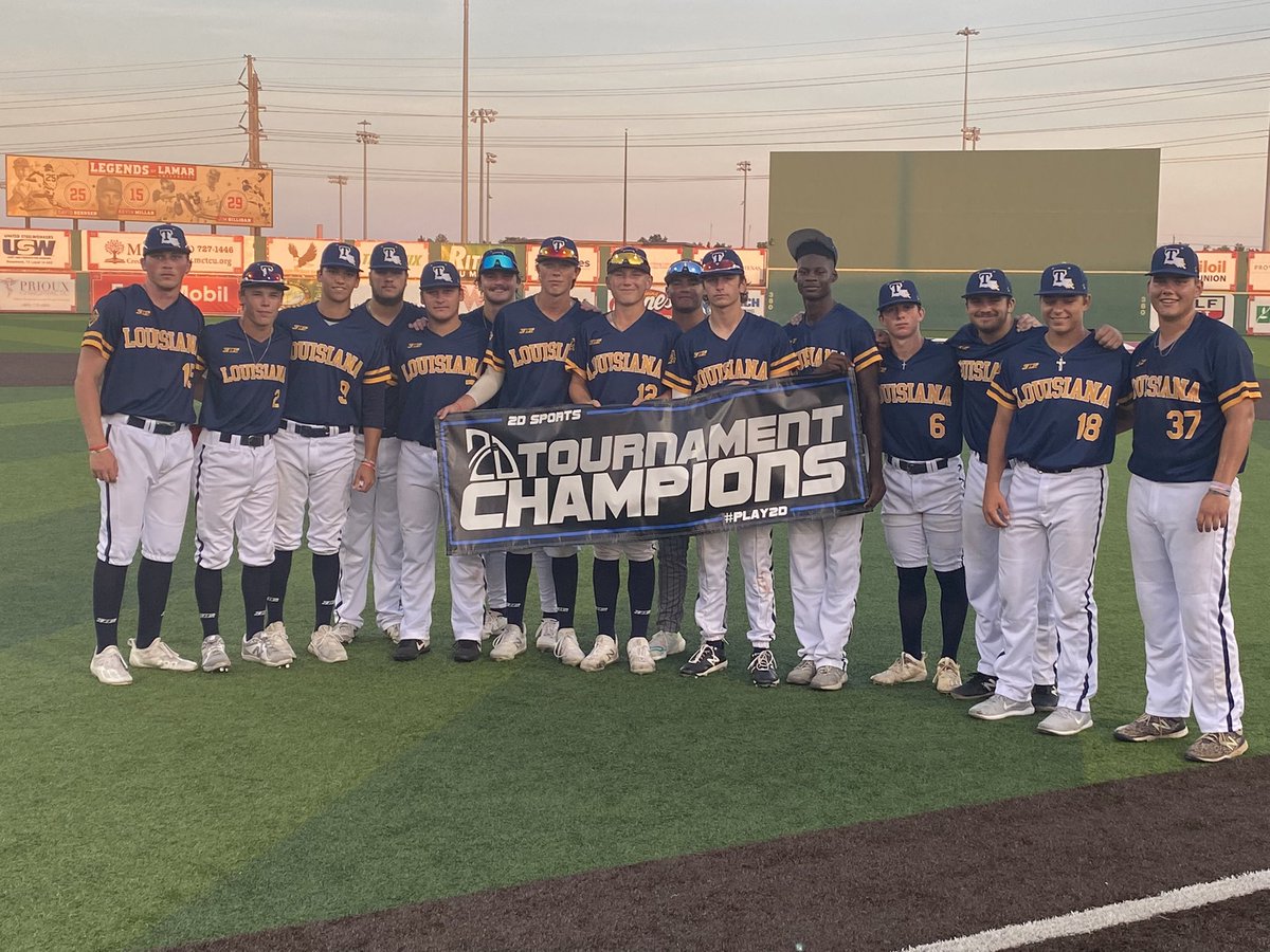 coachab2's tweet photo. Congrats to our guys on a great weekend winning the  @2D_sports TX/LA tourney.  Team LA Ab improves to 10-0 on the season.  #FAMILY #WUPKAR https://t.co/7lomnj41vF