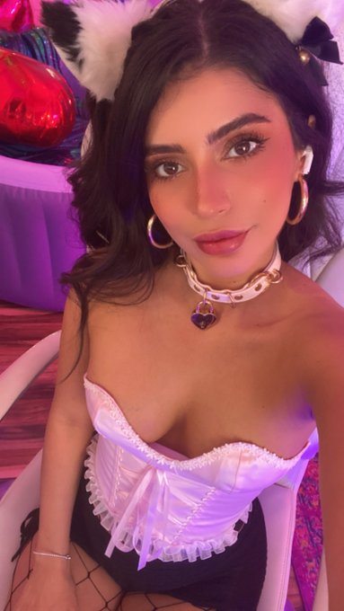 Asmr...come find me :3 https://t.co/ecs4Jnow9u<a href="/tag/asmr"class="tags"><span>#asmr</span></a>