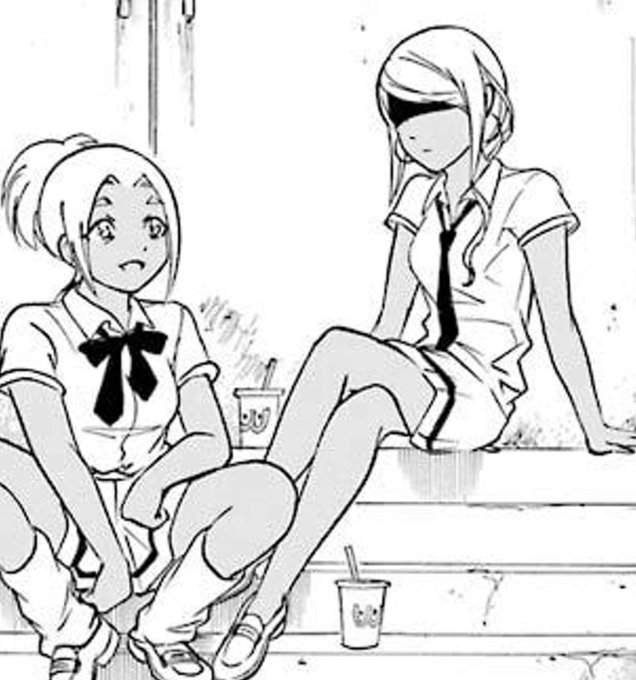 わたモテに靴下履かないキャラいないなぁと思ってたけど、麗奈さん履かないタイプだったんだね 